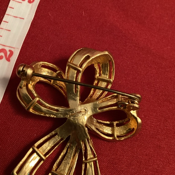 Ribbon bow with faux pearl gold tone unsigned - Picture 4 of 4